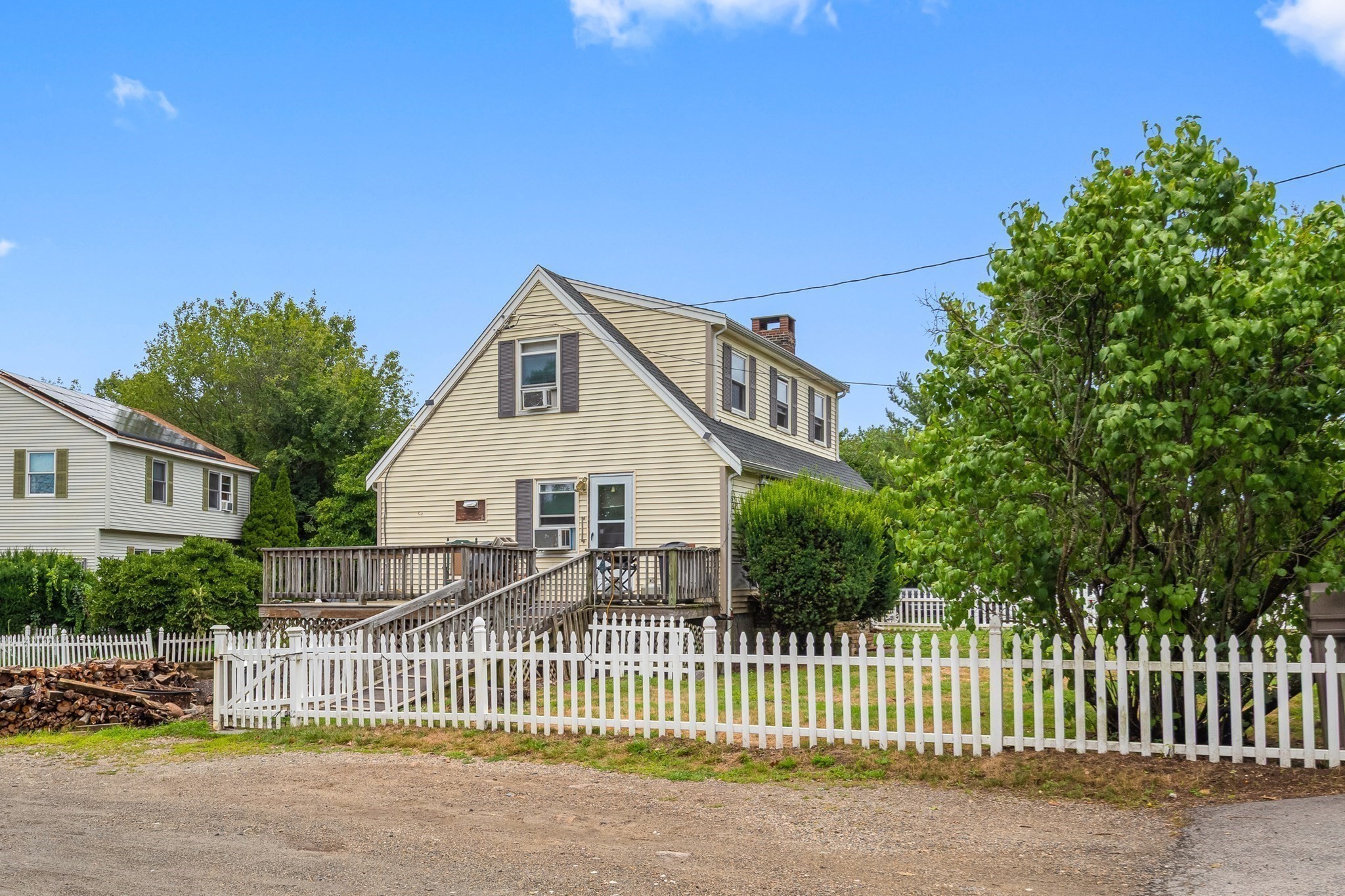 54 Stockholm Avenue Property Photo 37