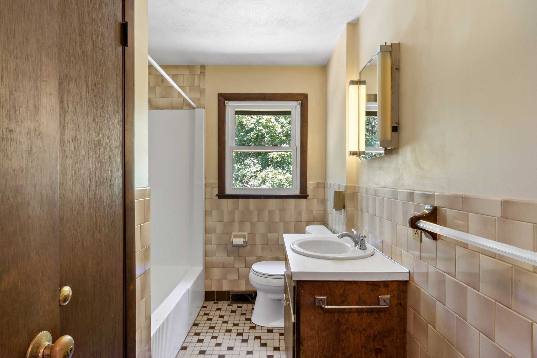 39 Grant Street Property Photo 12