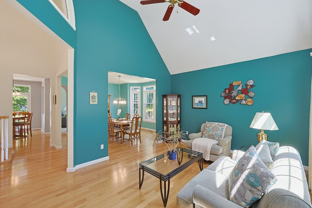 30 Rossi Ln Property Photo 10