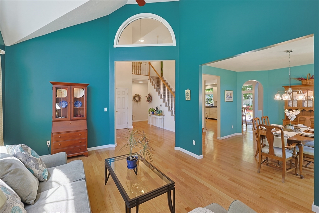 30 Rossi Ln Property Photo 11