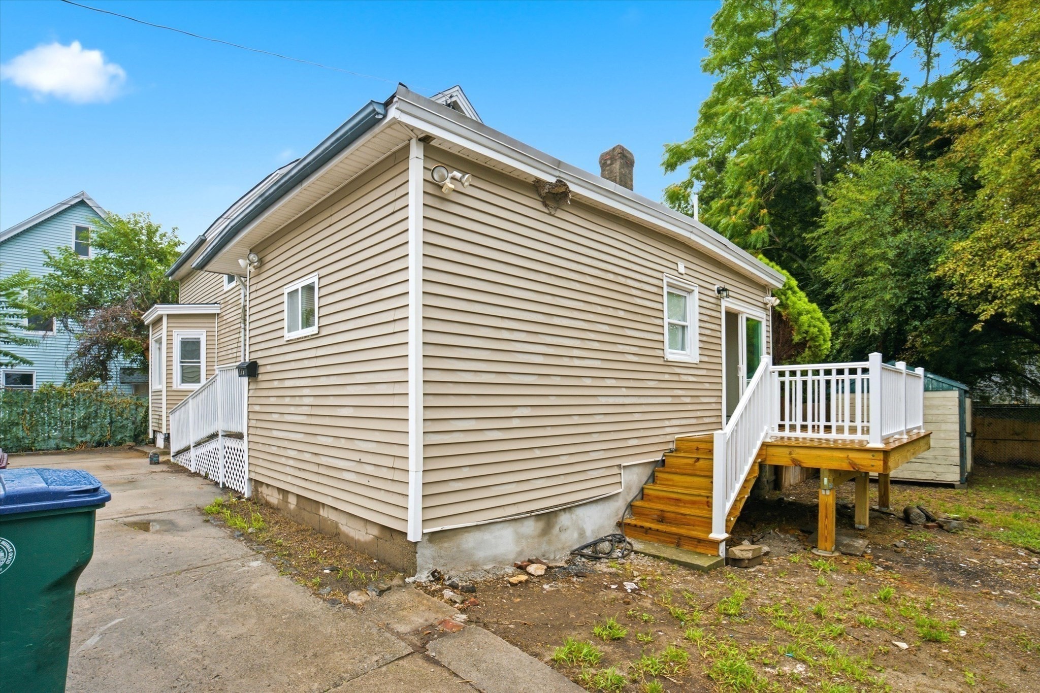 111 Liberty St Property Photo 4