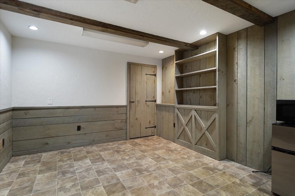 54 Central Street Property Photo 10