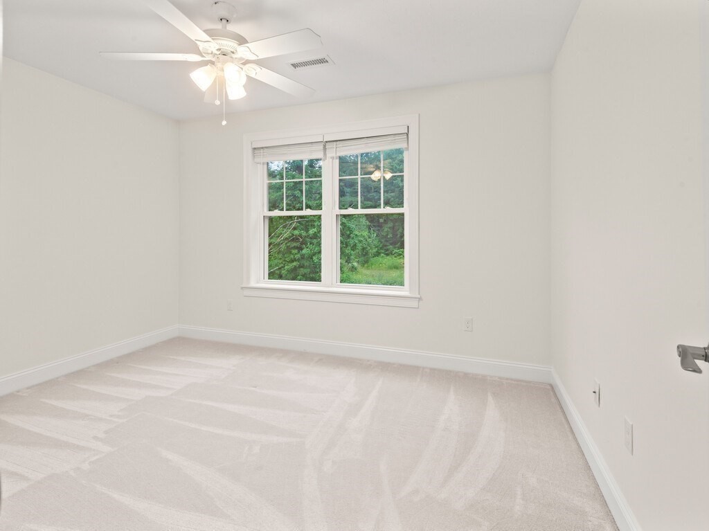 11 Whisper Drive Property Photo 28