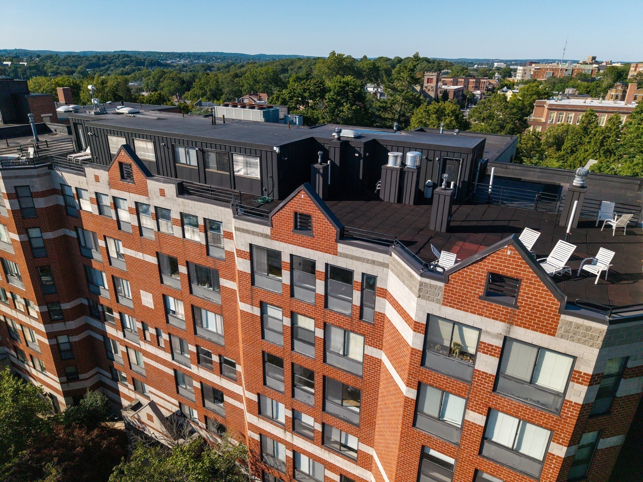 1933 Commonwealth Avenue # 410 Property Photo 23