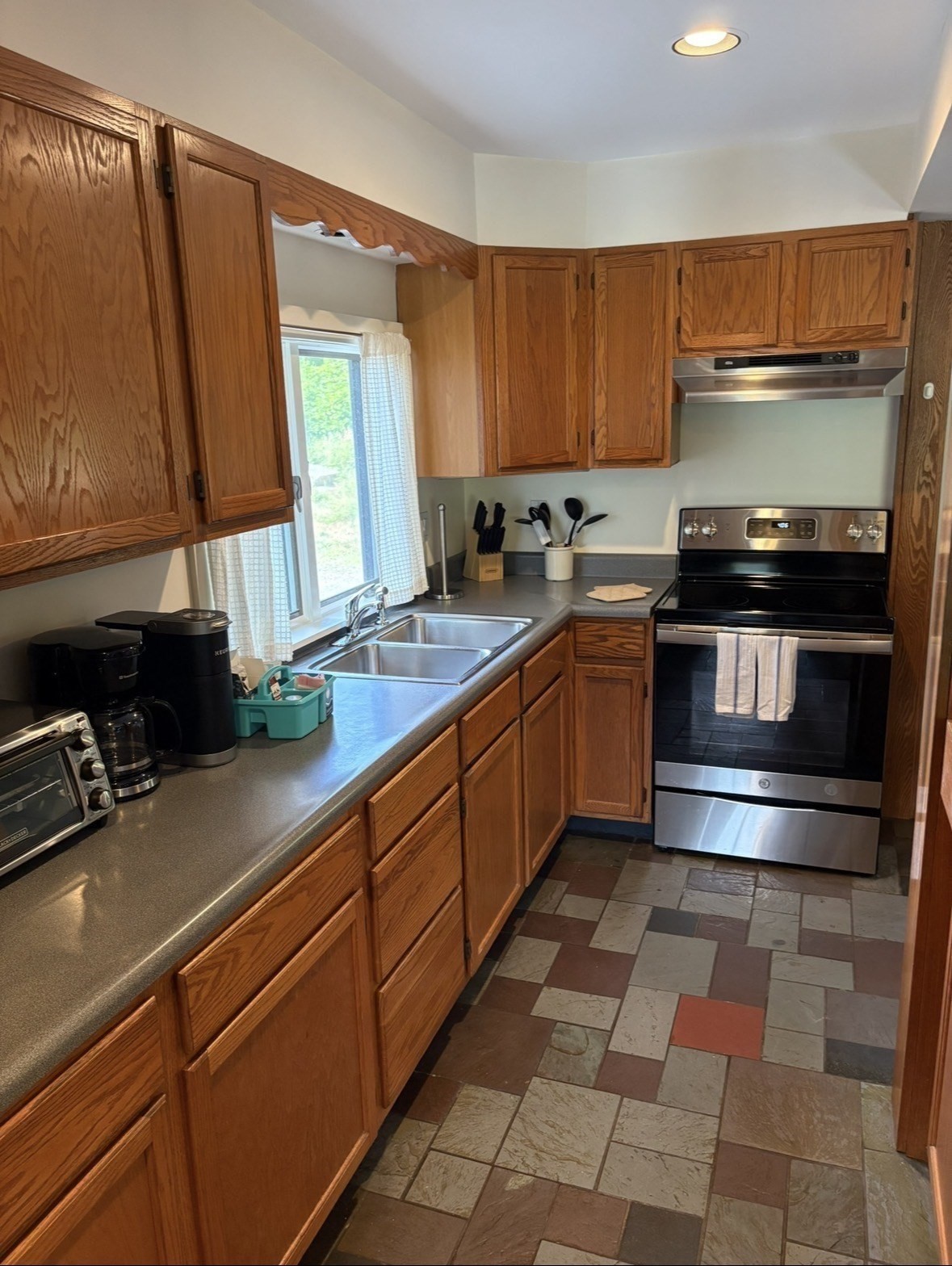 334 Granite Street Property Photo 6