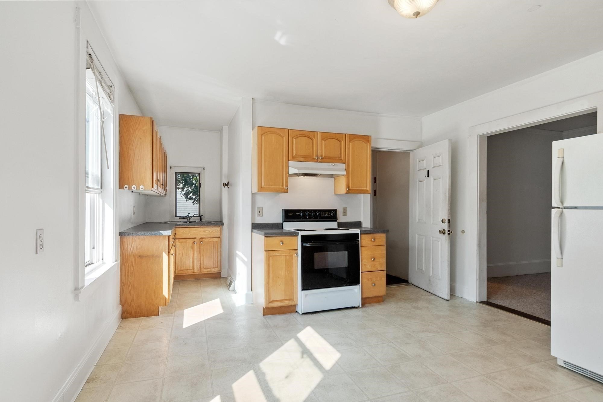 372 Cabot St # 1 Property Photo 1