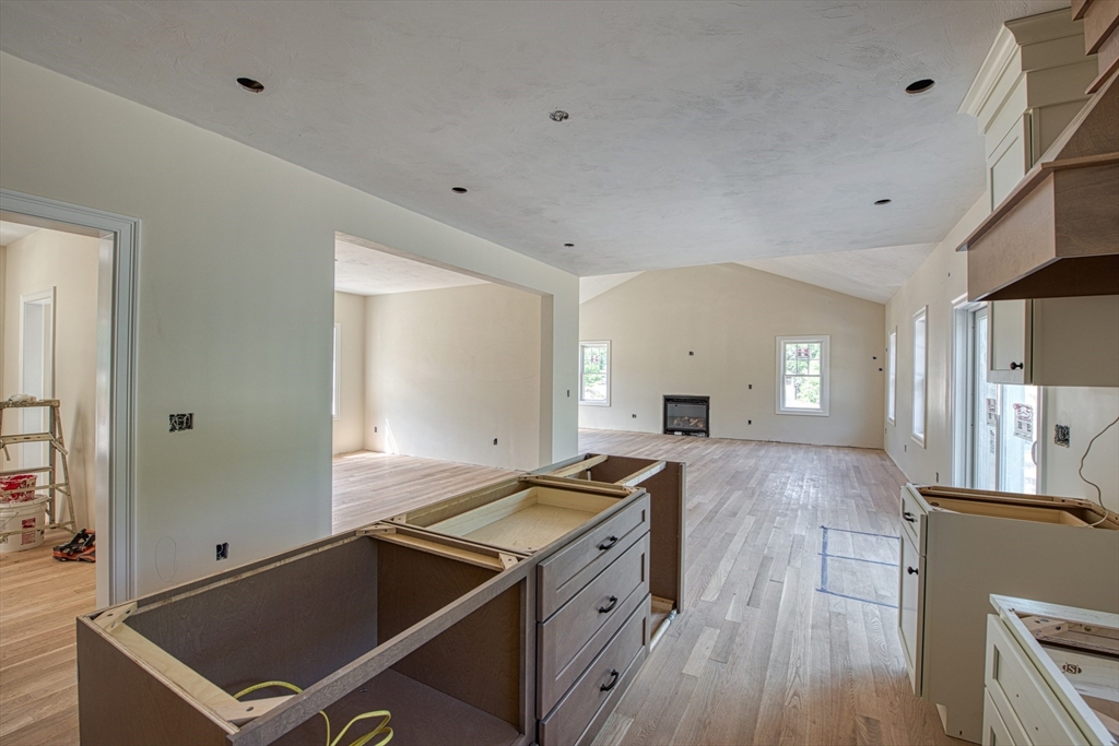 4 Sherwood Lane Property Photo 7