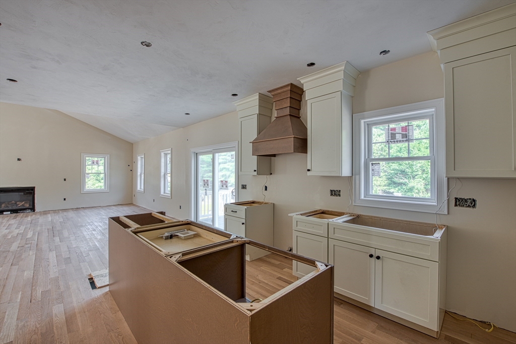 4 Sherwood Lane Property Photo 8