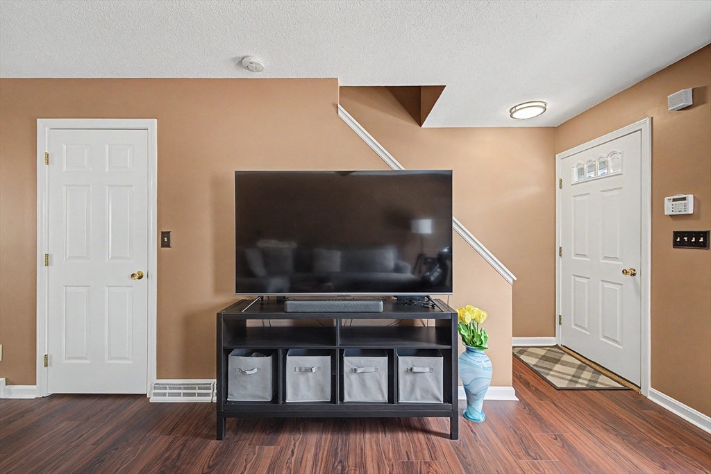 200 Lambert Terr # 79 Property Photo 7