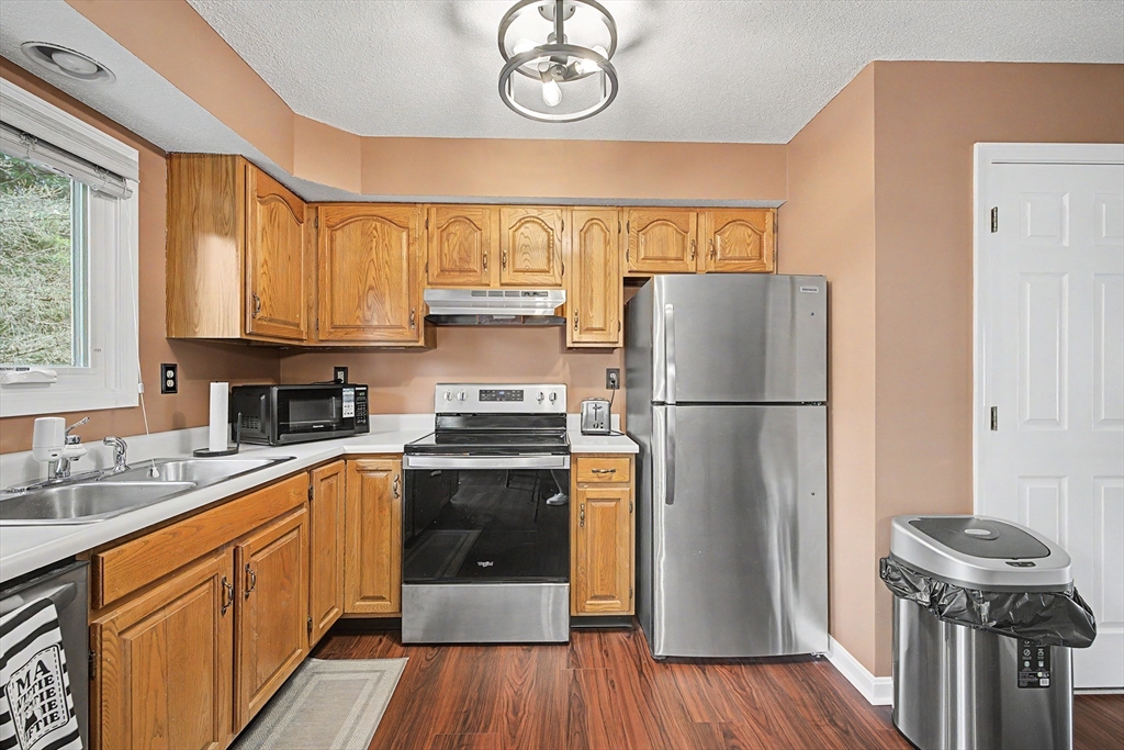 200 Lambert Terr # 79 Property Photo 11
