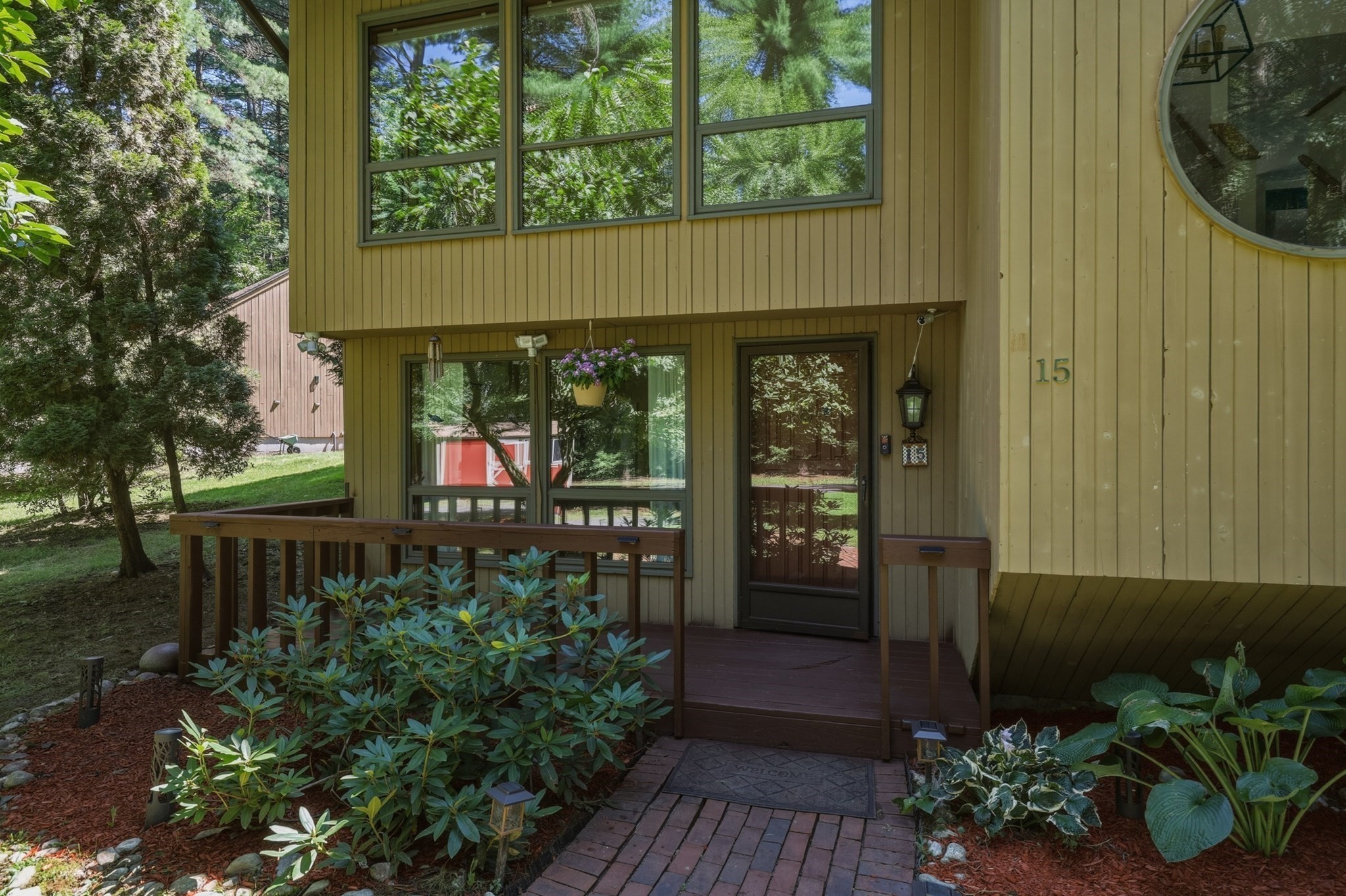 15 Ladyslipper Cir Property Photo 2