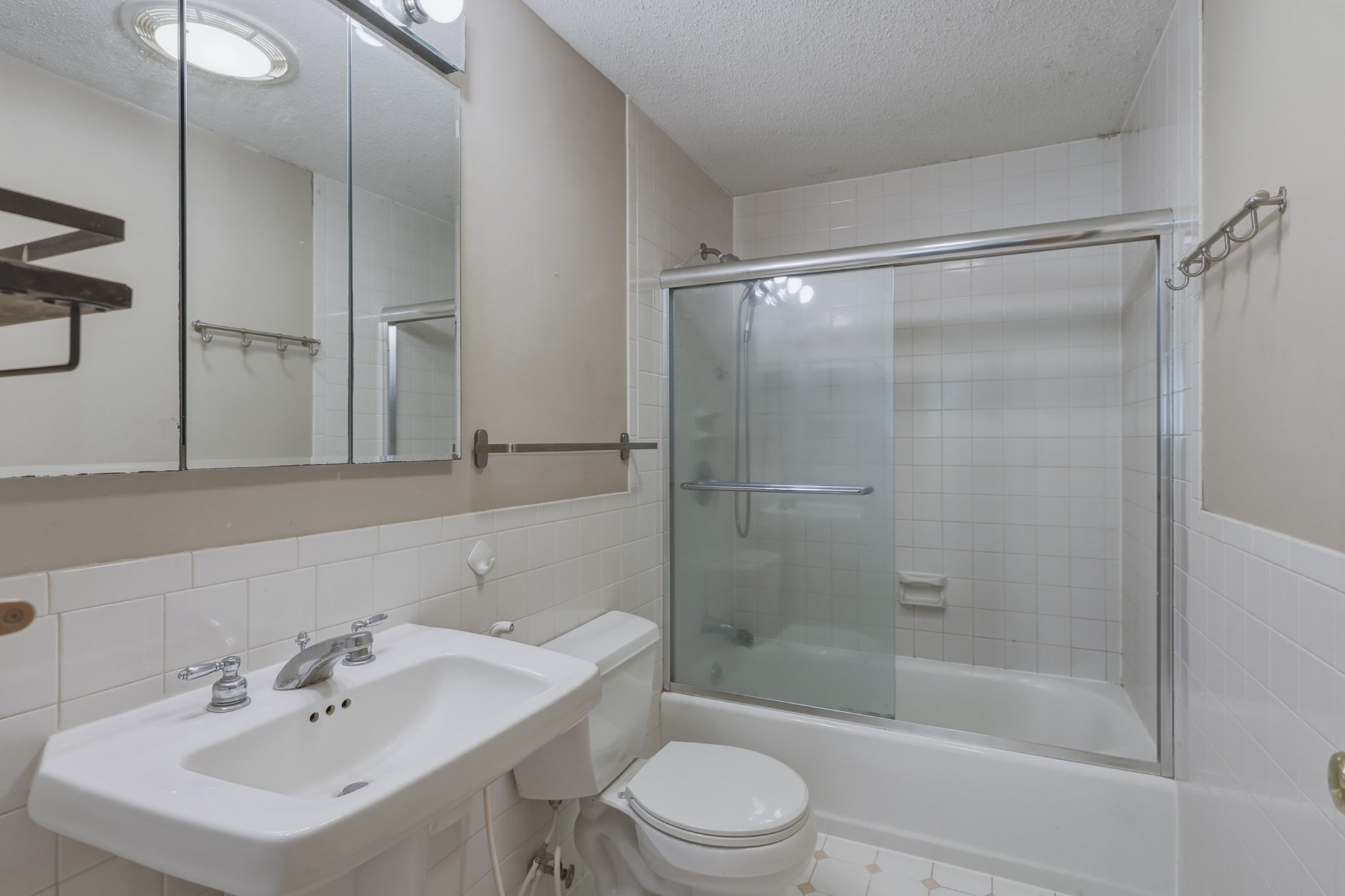 15 Ladyslipper Cir Property Photo 8