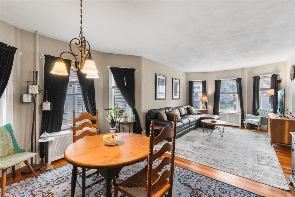 27 Peirce Ave Property Photo 3