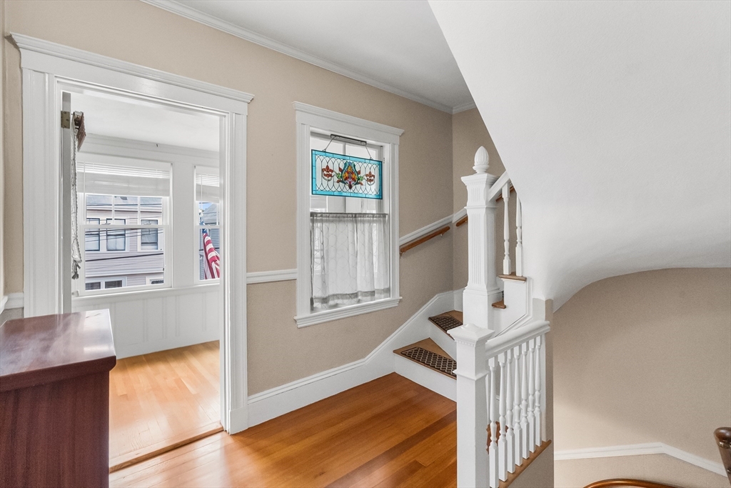 27 Peirce Ave Property Photo 9
