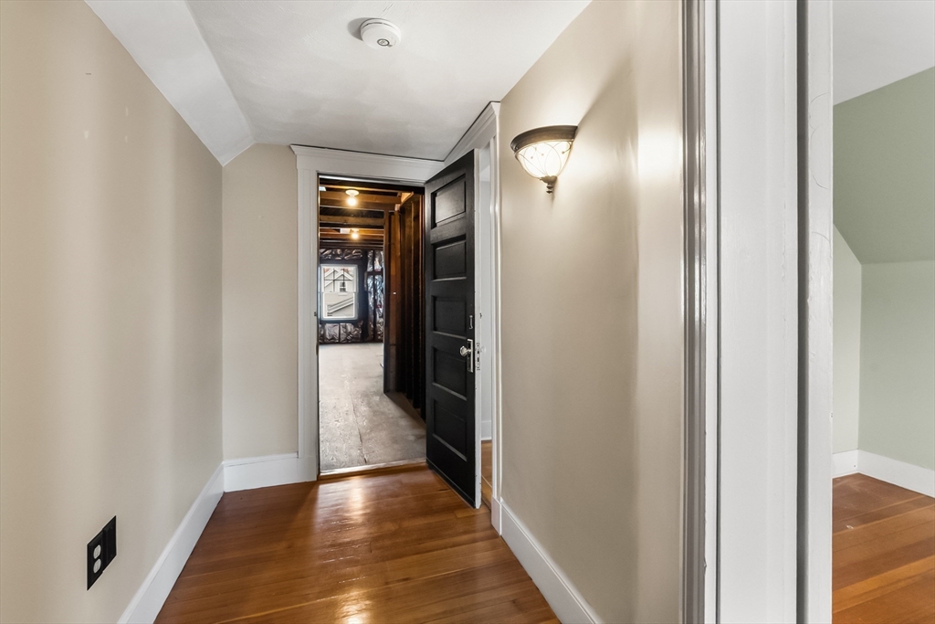 27 Peirce Ave Property Photo 24