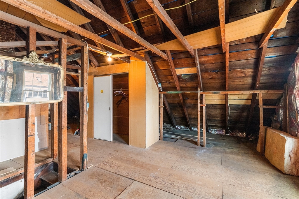 27 Peirce Ave Property Photo 27