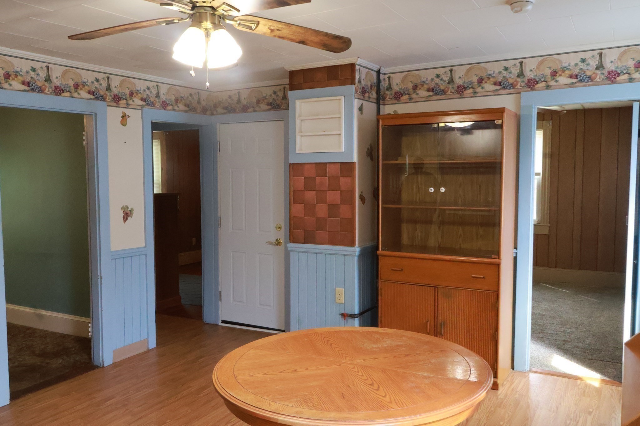 18 Peck Ave Property Photo 6