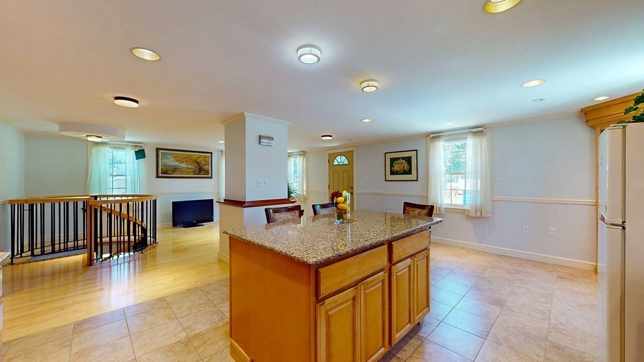 3 Fairview Ave Property Photo 8