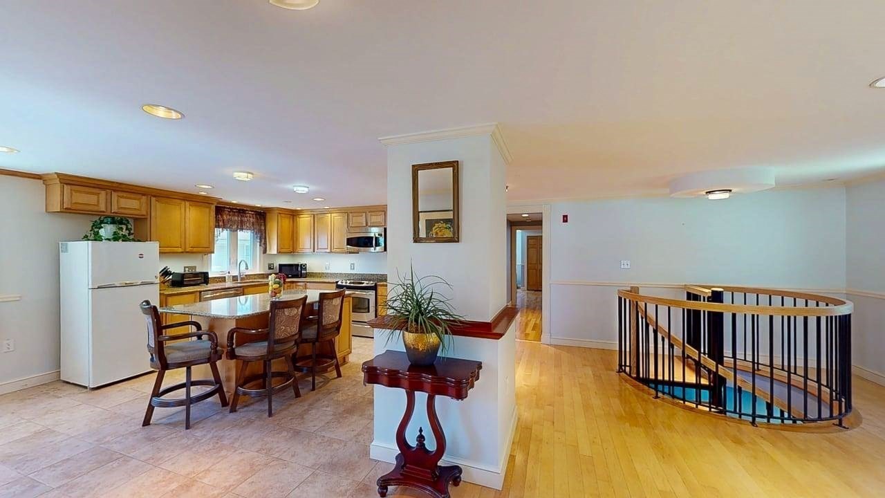 3 Fairview Ave Property Photo 10