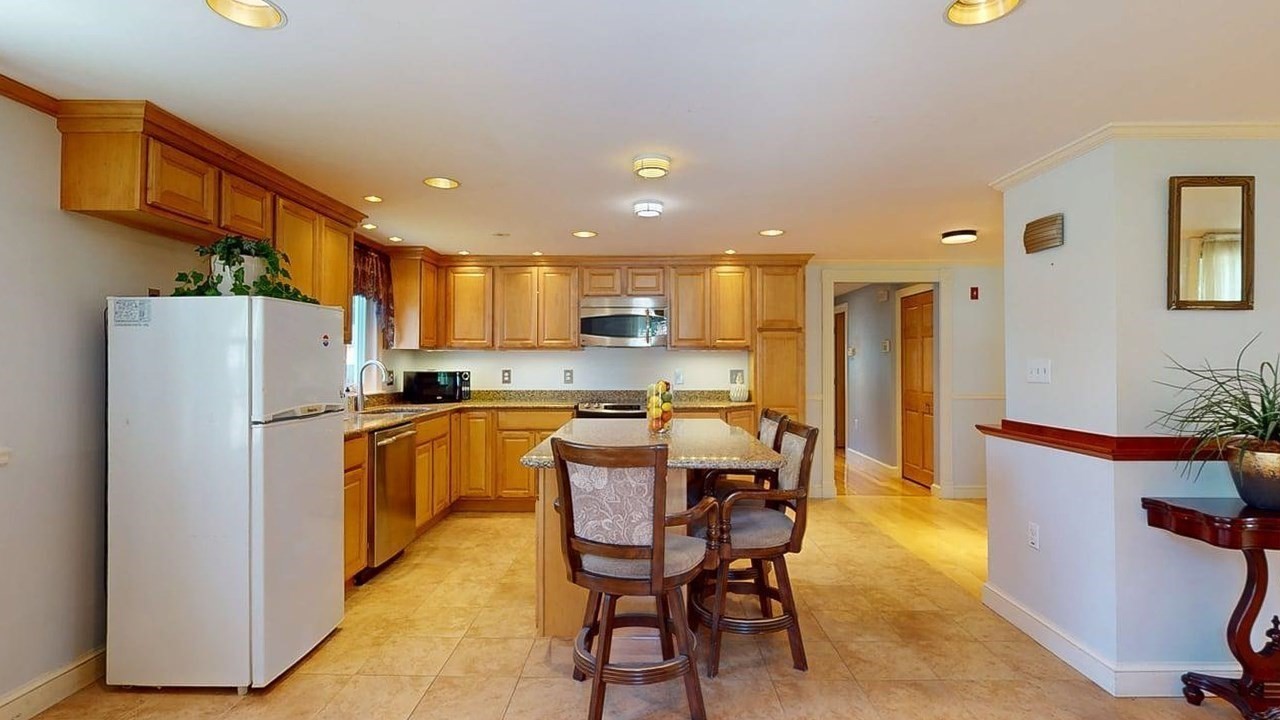 3 Fairview Ave Property Photo 14