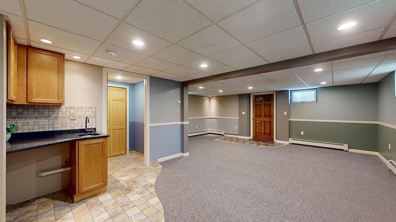 3 Fairview Ave Property Photo 33
