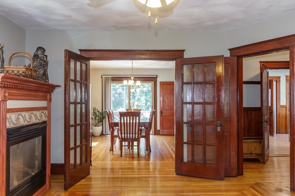242 Beacon St Property Photo 12