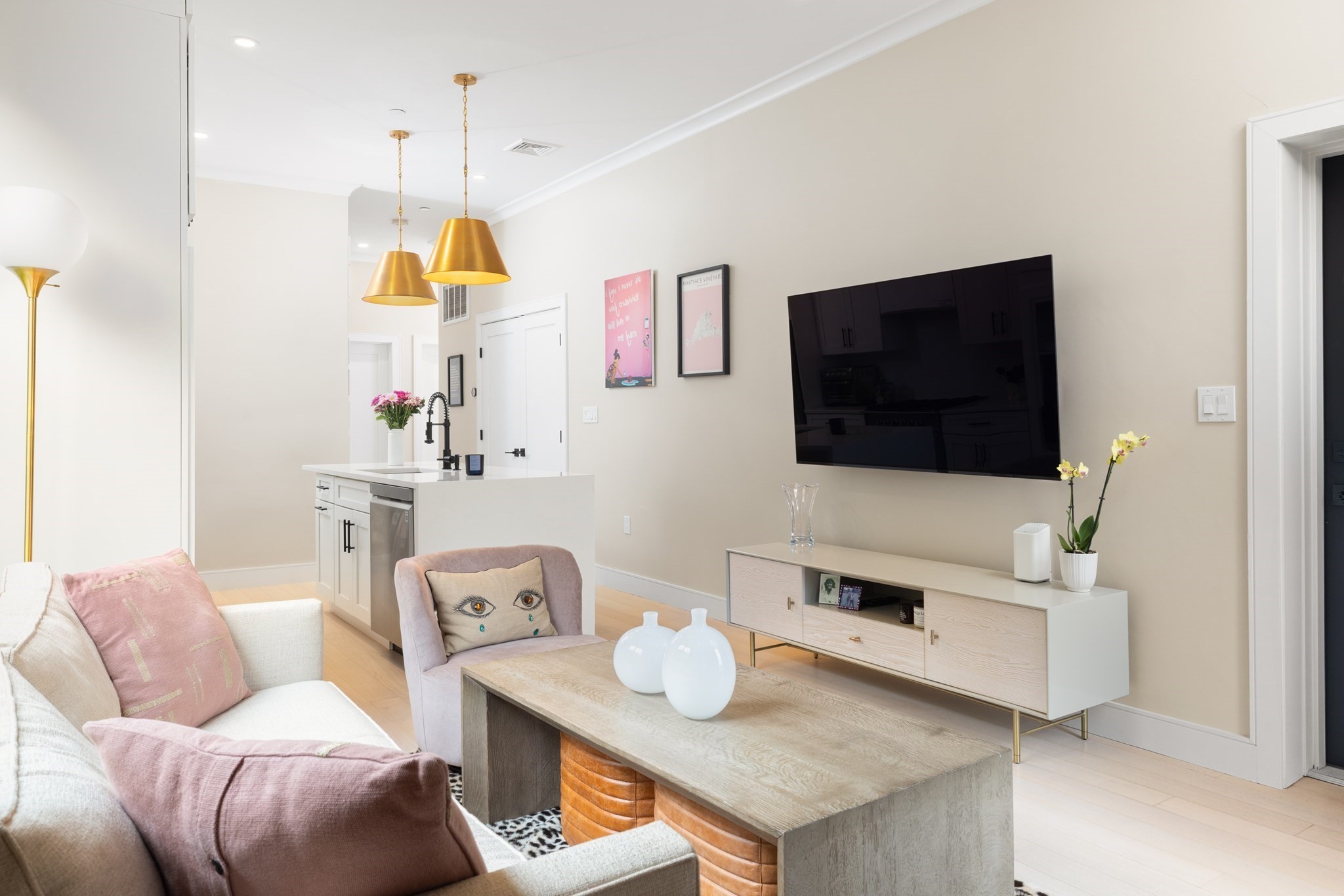 3 S Whitney Street # 7 Property Photo 4
