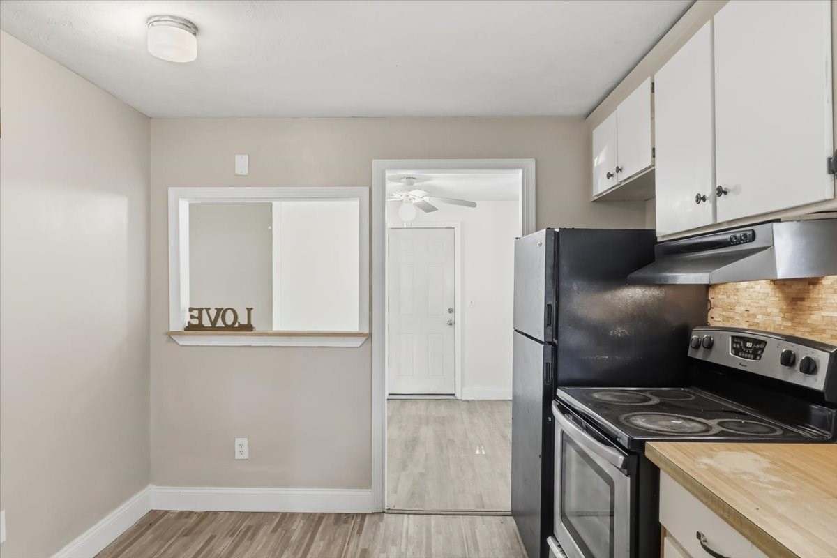 529 Howard St Property Photo 10