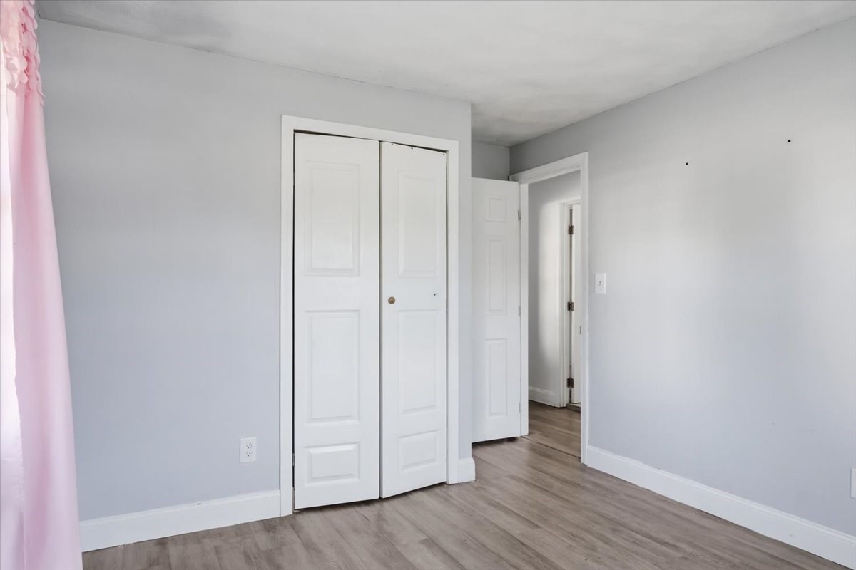 529 Howard St Property Photo 12