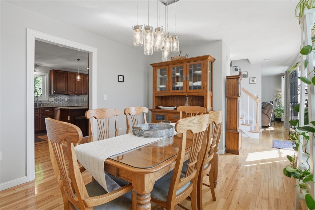 176 Southold Road Property Photo 10