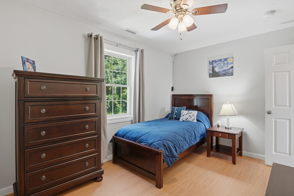 176 Southold Road Property Photo 19