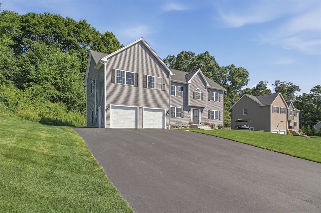 176 Southold Road Property Photo 35