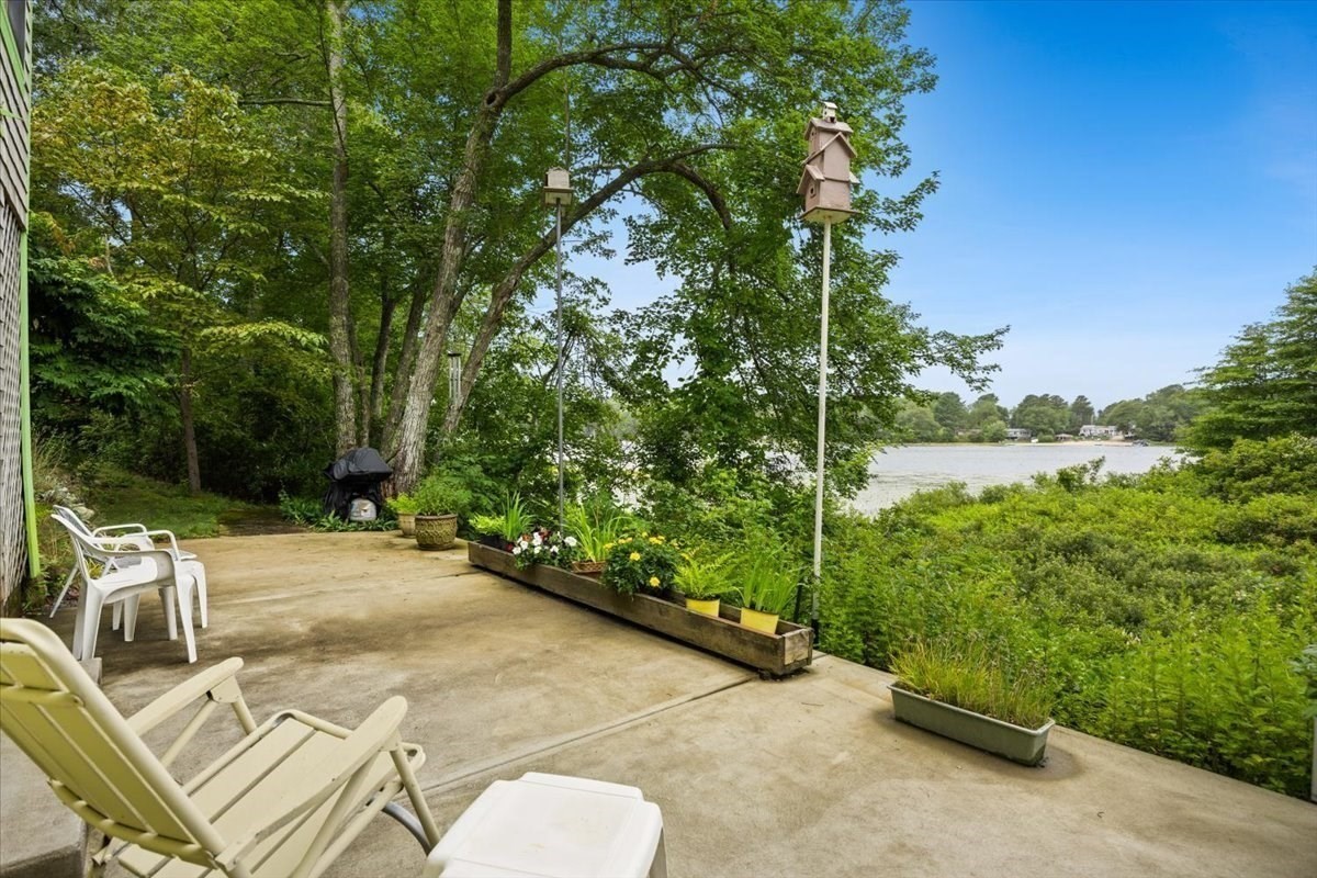 7 Cranberry Road Property Photo 5