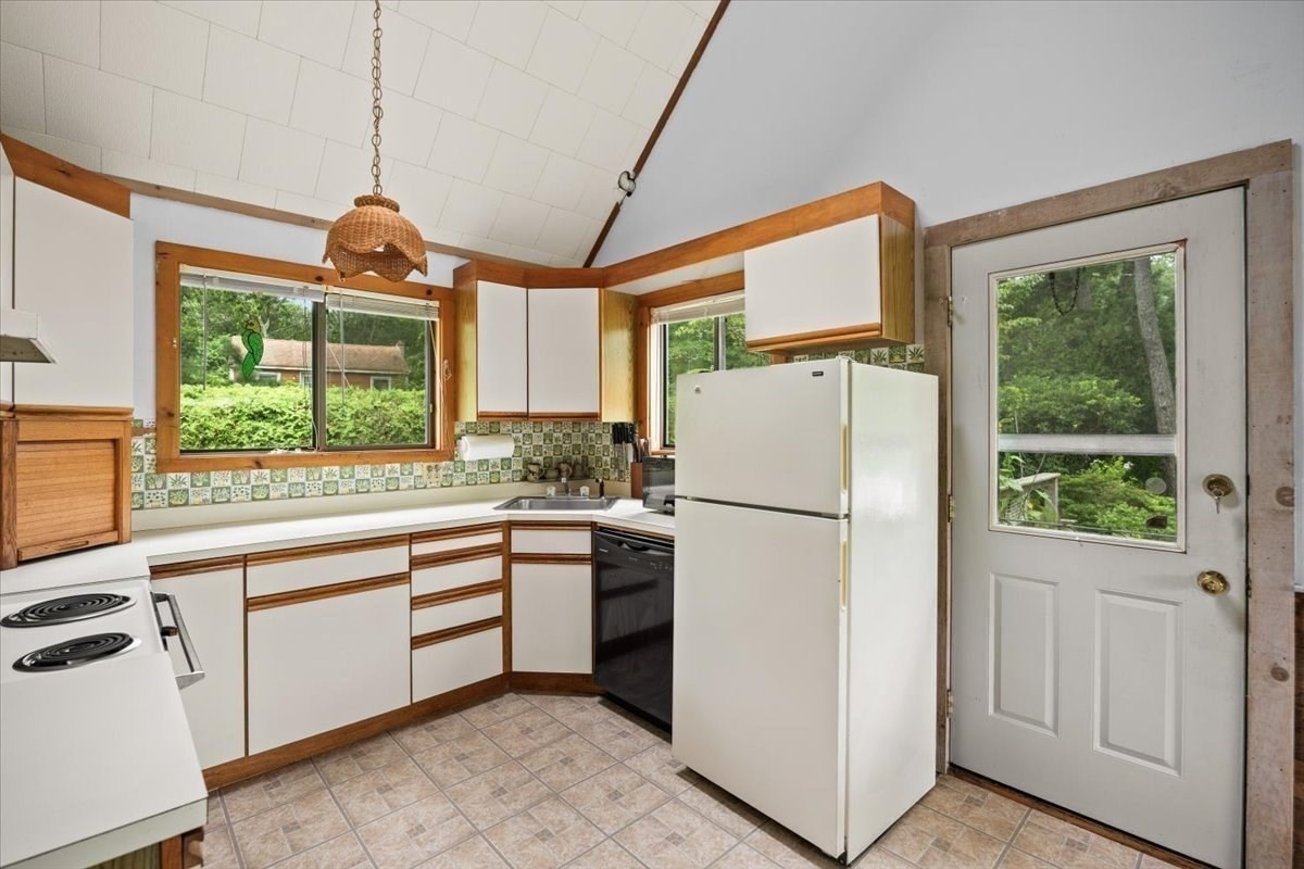 7 Cranberry Road Property Photo 15