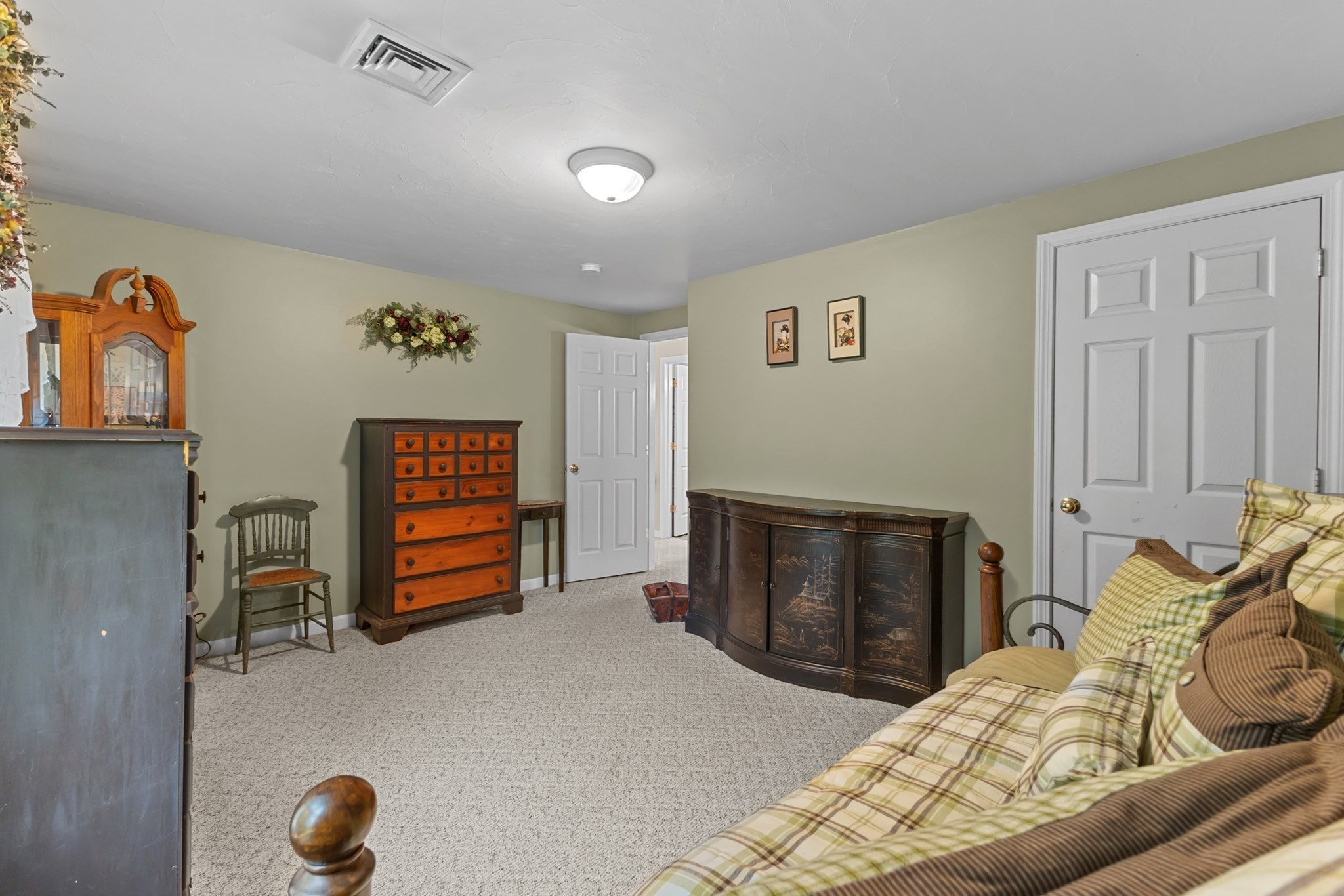 10 Fairfield Drive Property Photo 30