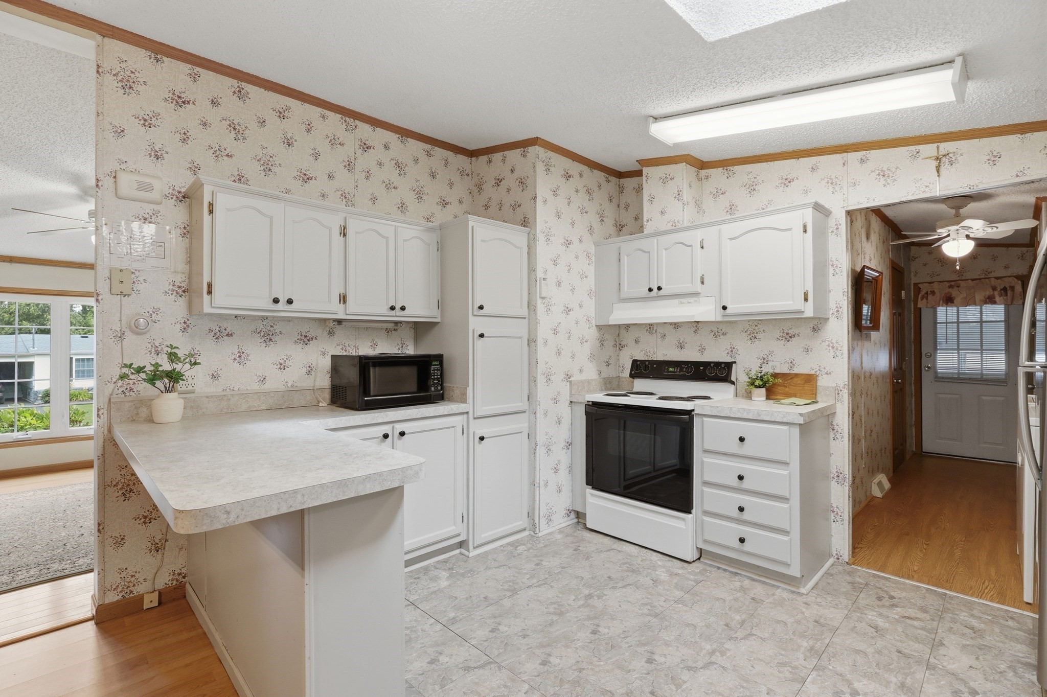 33 Bayberry Drive Property Photo 3