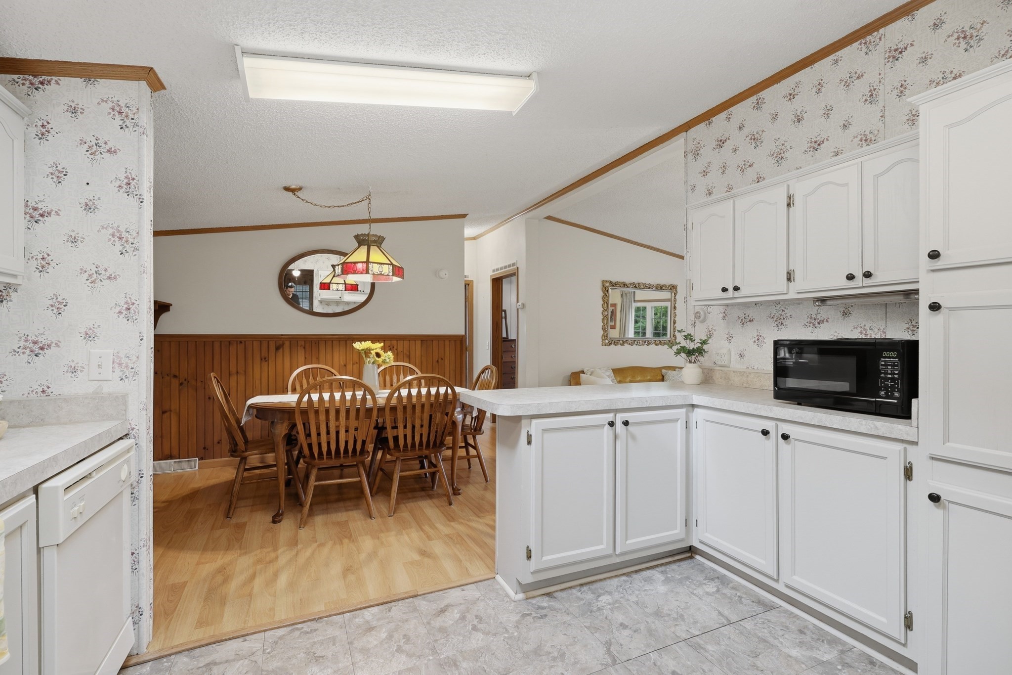 33 Bayberry Drive Property Photo 4