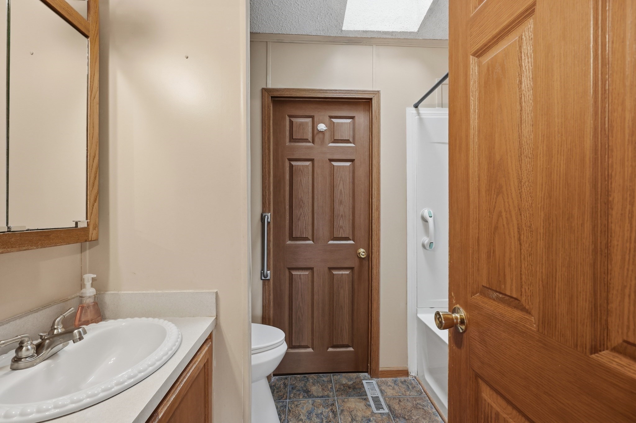 33 Bayberry Drive Property Photo 16
