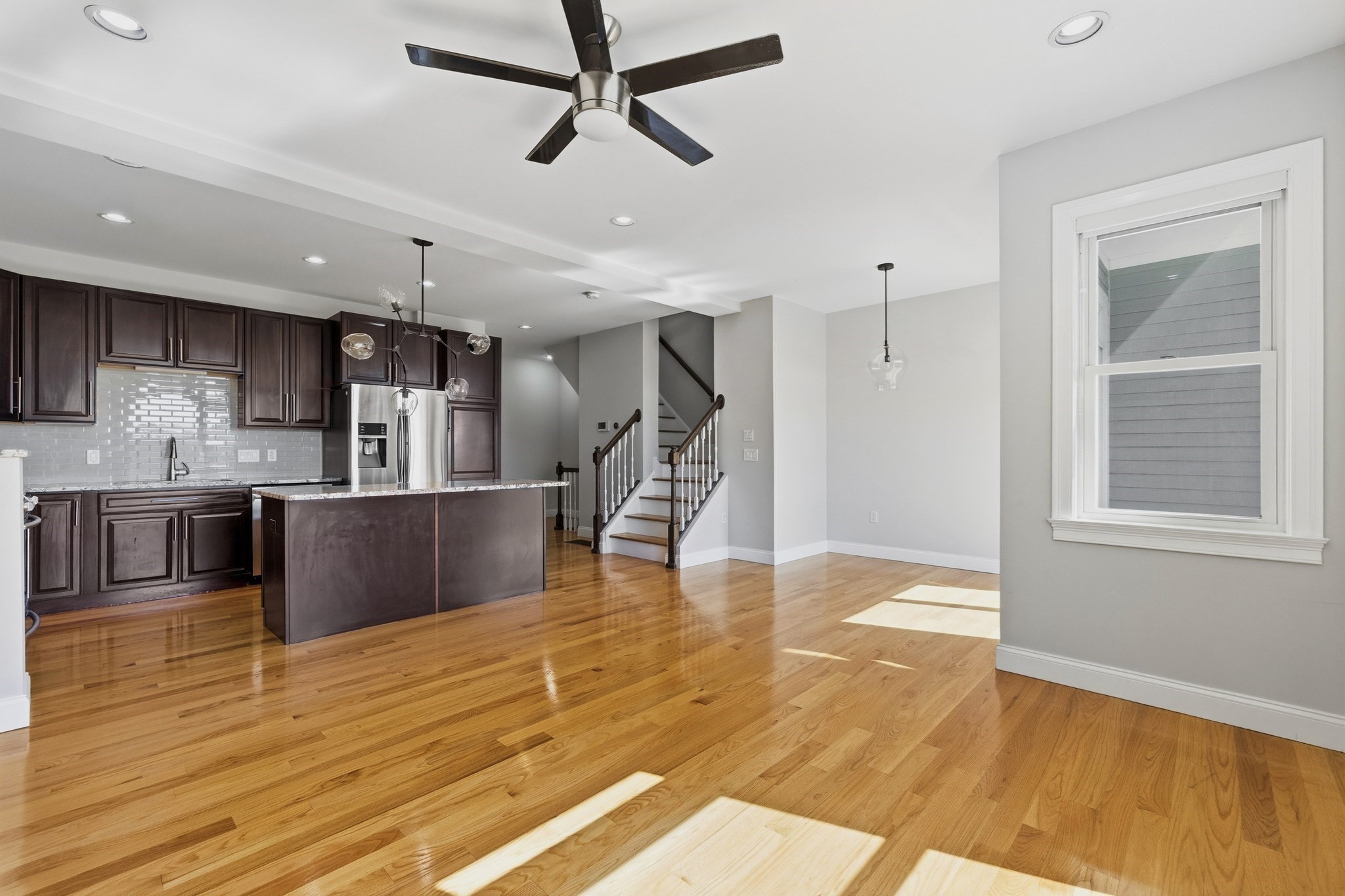 375 Border Street # 375 Property Photo 8