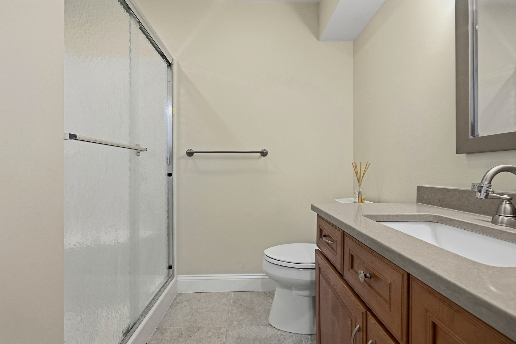 375 Border Street # 375 Property Photo 30