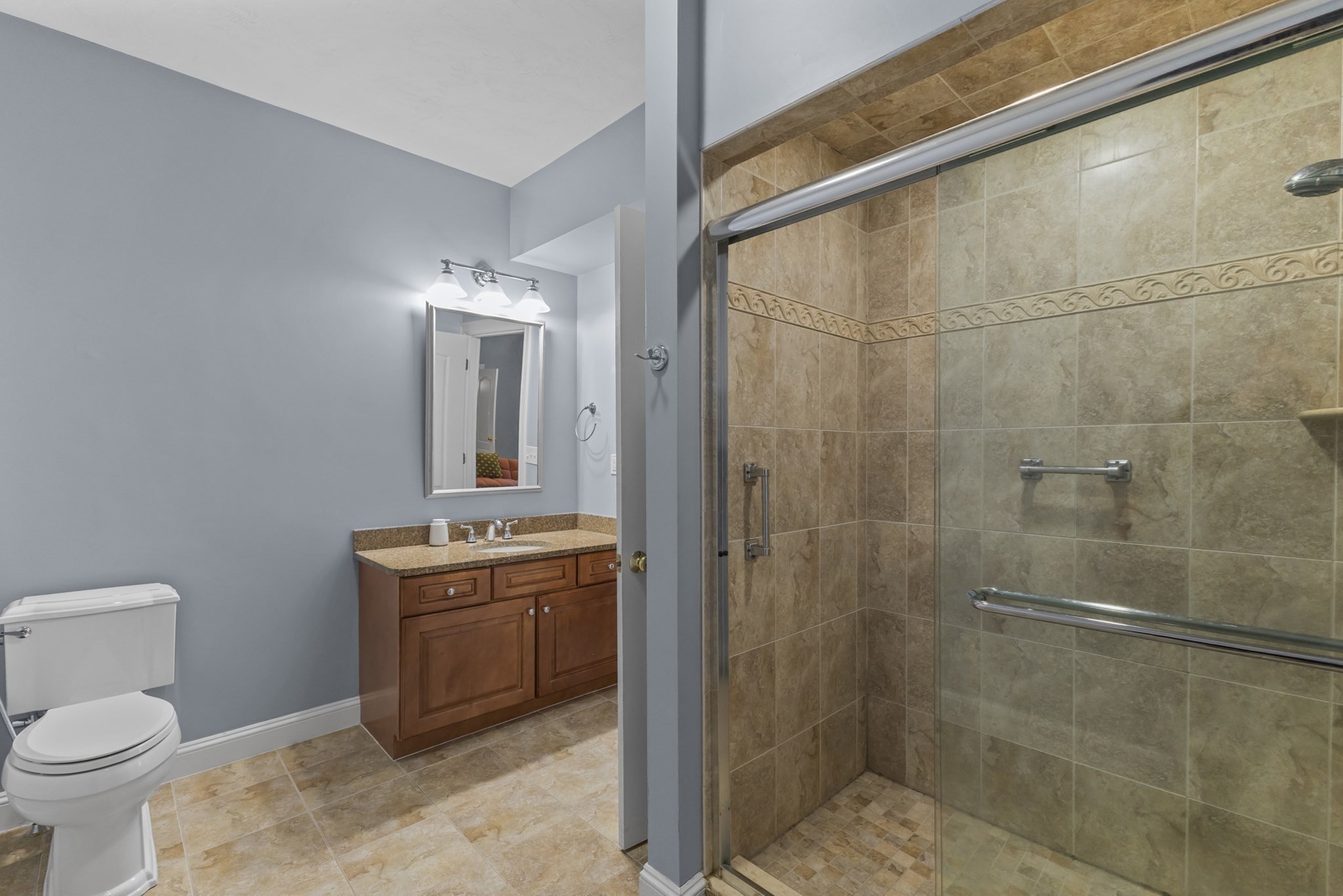 8 Karen Ln Property Photo 16