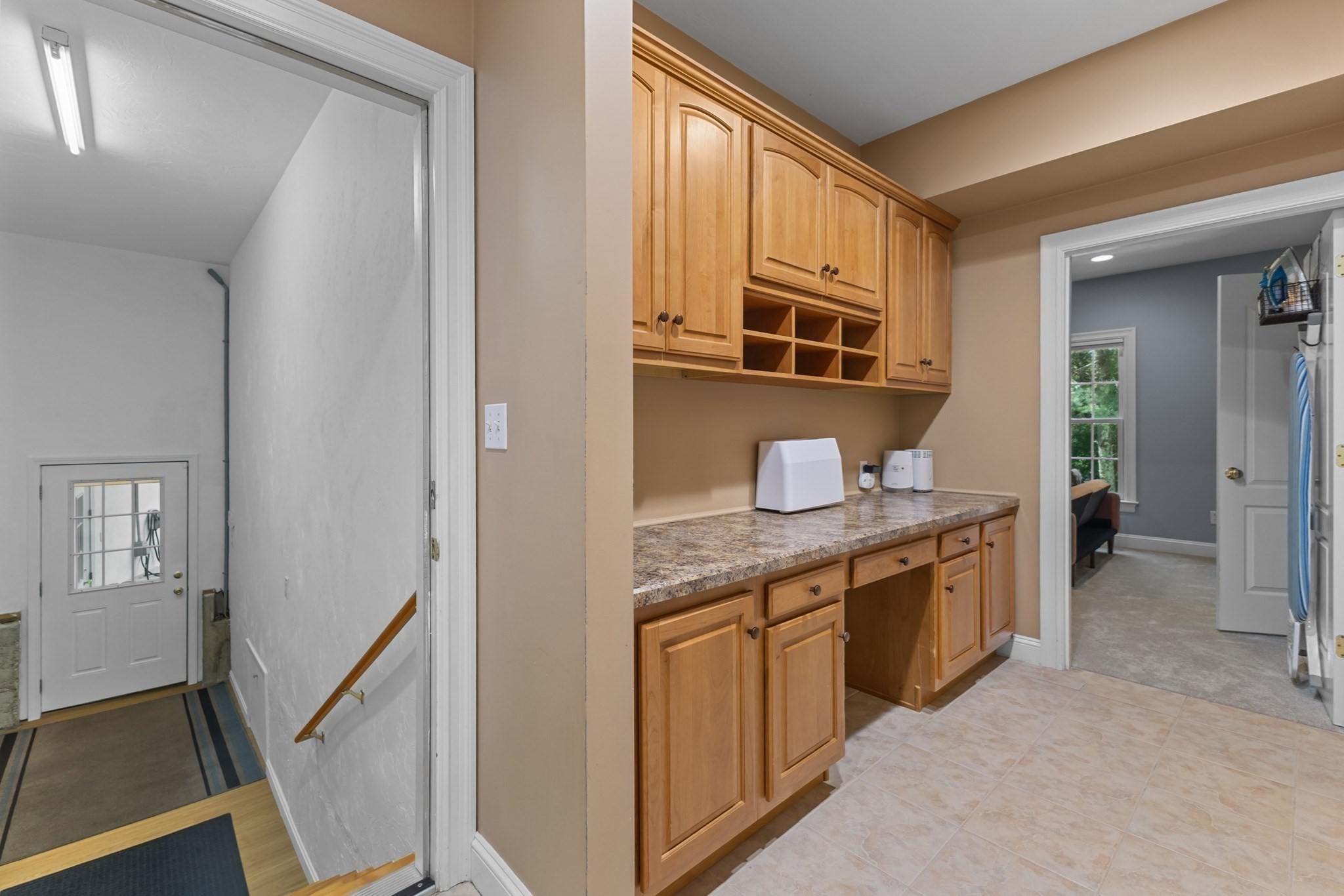 8 Karen Ln Property Photo 34