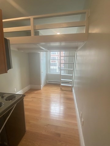 507 Beacon # 8 Property Photo 1
