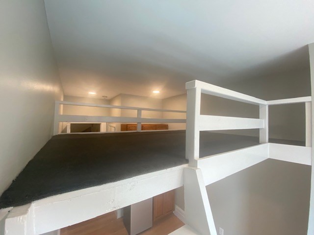 507 Beacon # 8 Property Photo 3