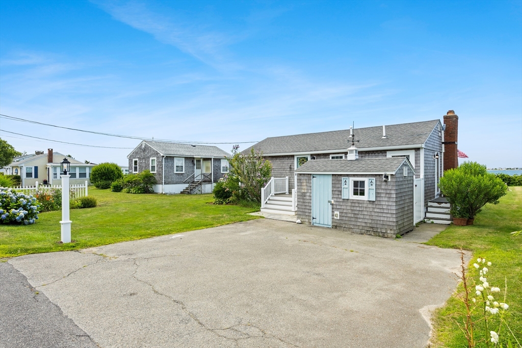 104 Balsam St. Property Photo 3