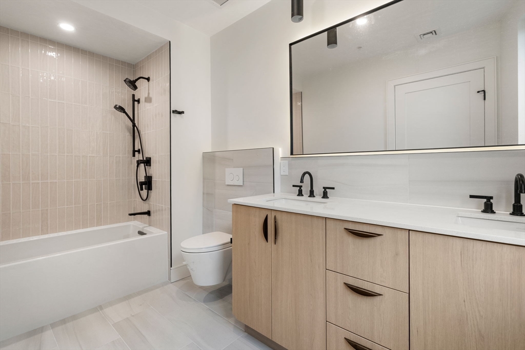 58 Kent # U304 Property Photo 12