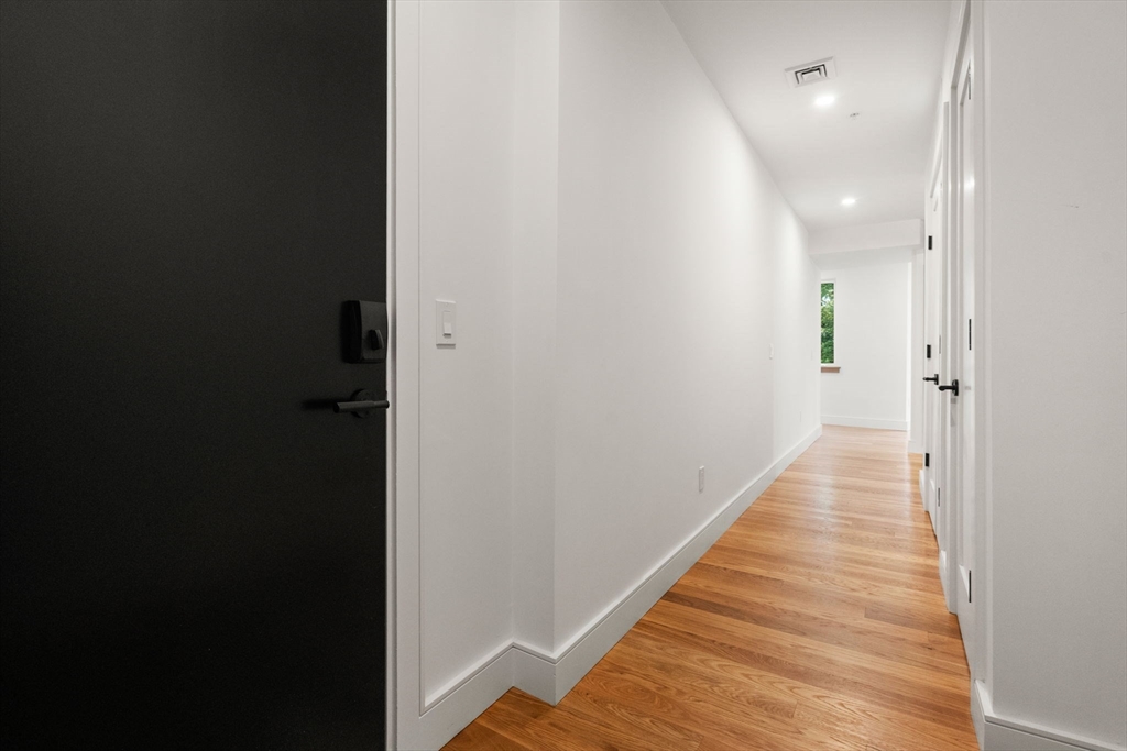 58 Kent # U304 Property Photo 14