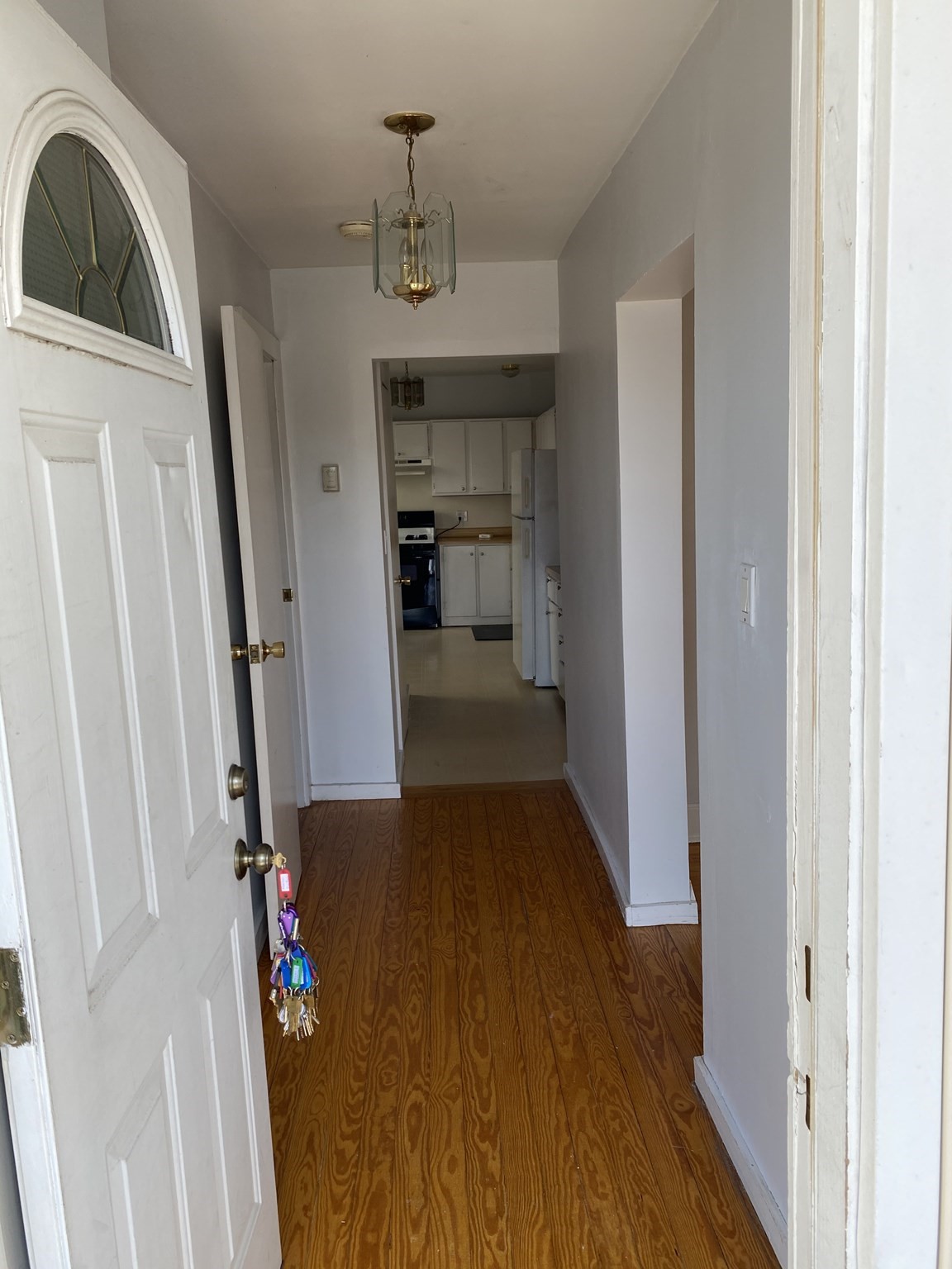 460 Watertown St Property Photo 10