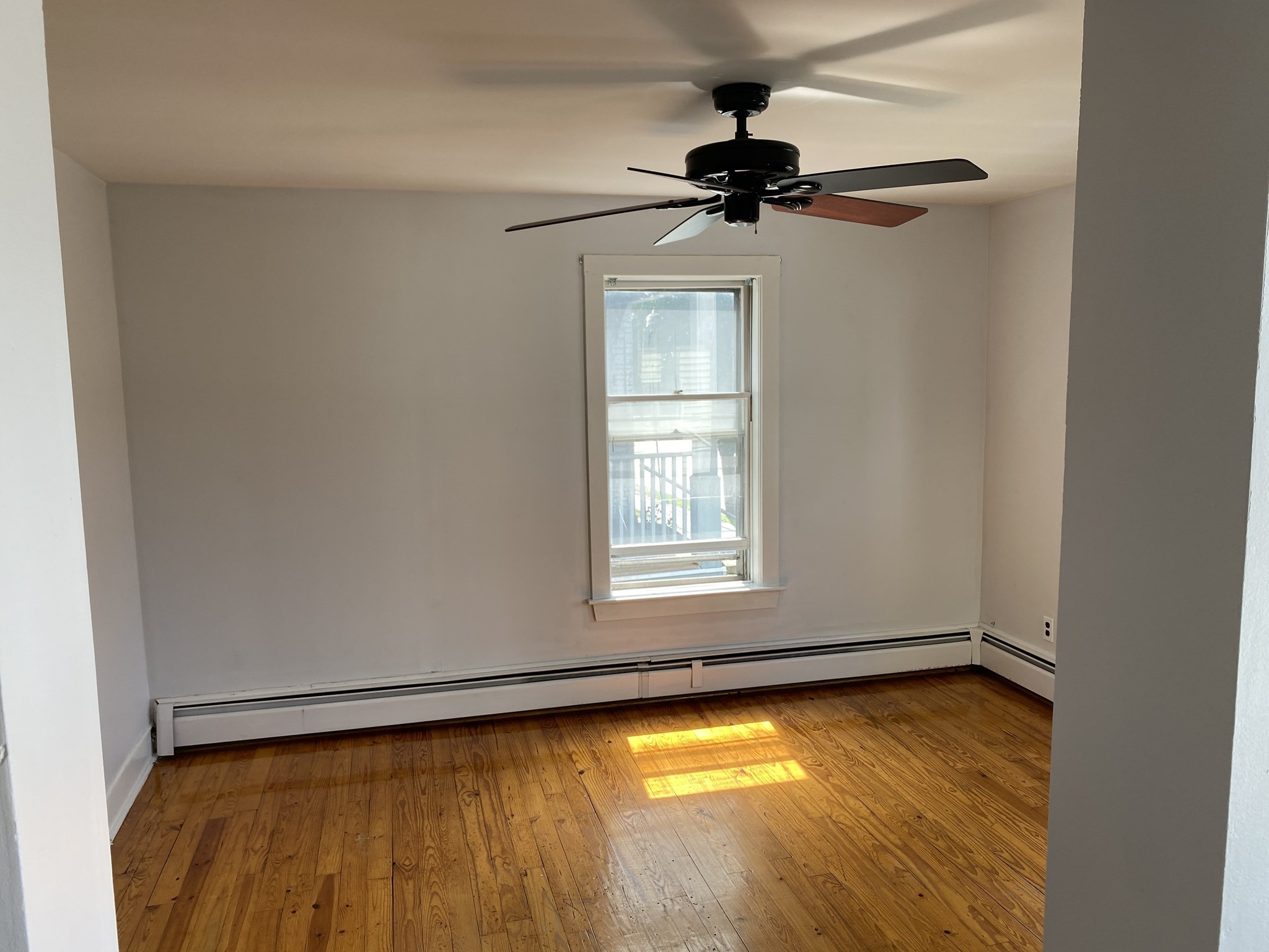 460 Watertown St Property Photo 11