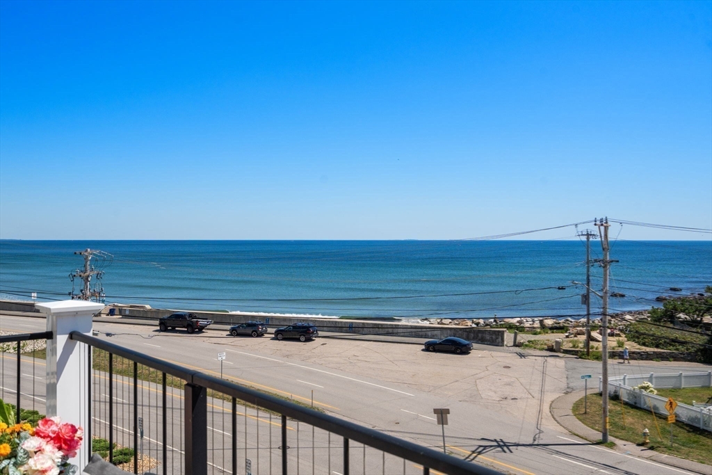 535 Ocean Blvd # 403 Property Photo 16